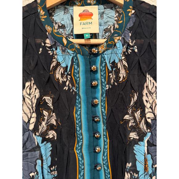 Farm Rio Blossom Black Bee Tapestry Smocked Blouse Size Medium - Picture 6 of 12